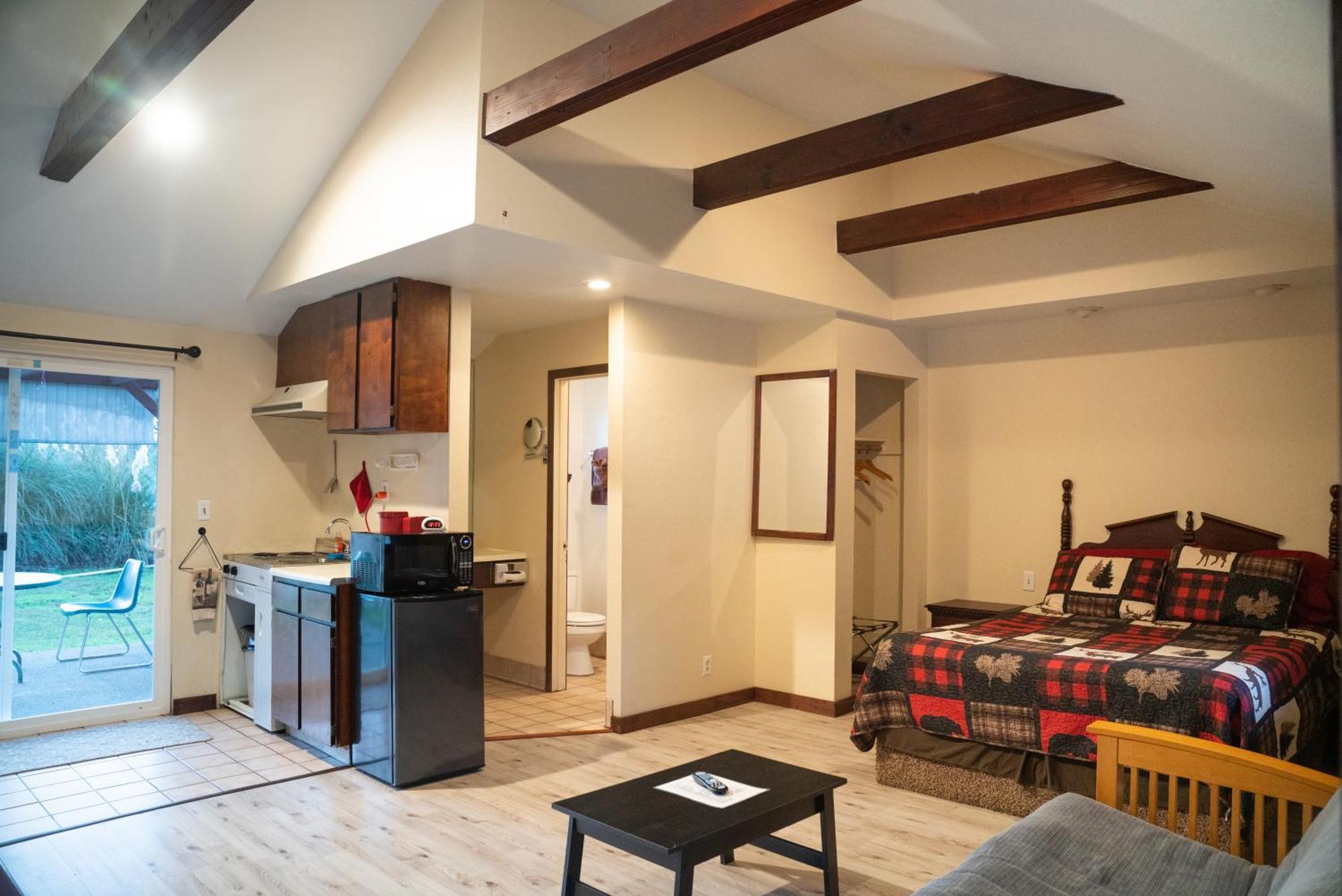 Dean Creek Resort Redway エクステリア 写真